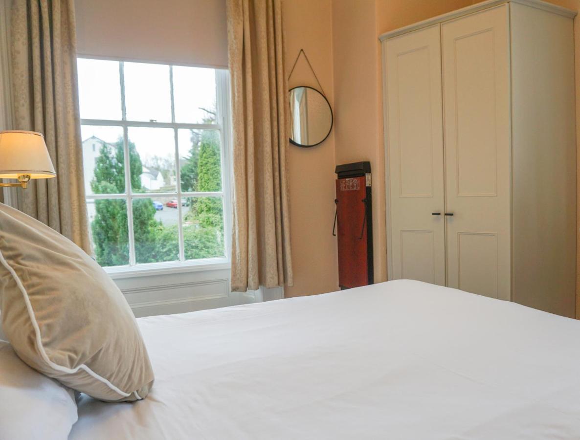 Manor House Hotel, Cockermouth Exteriör bild
